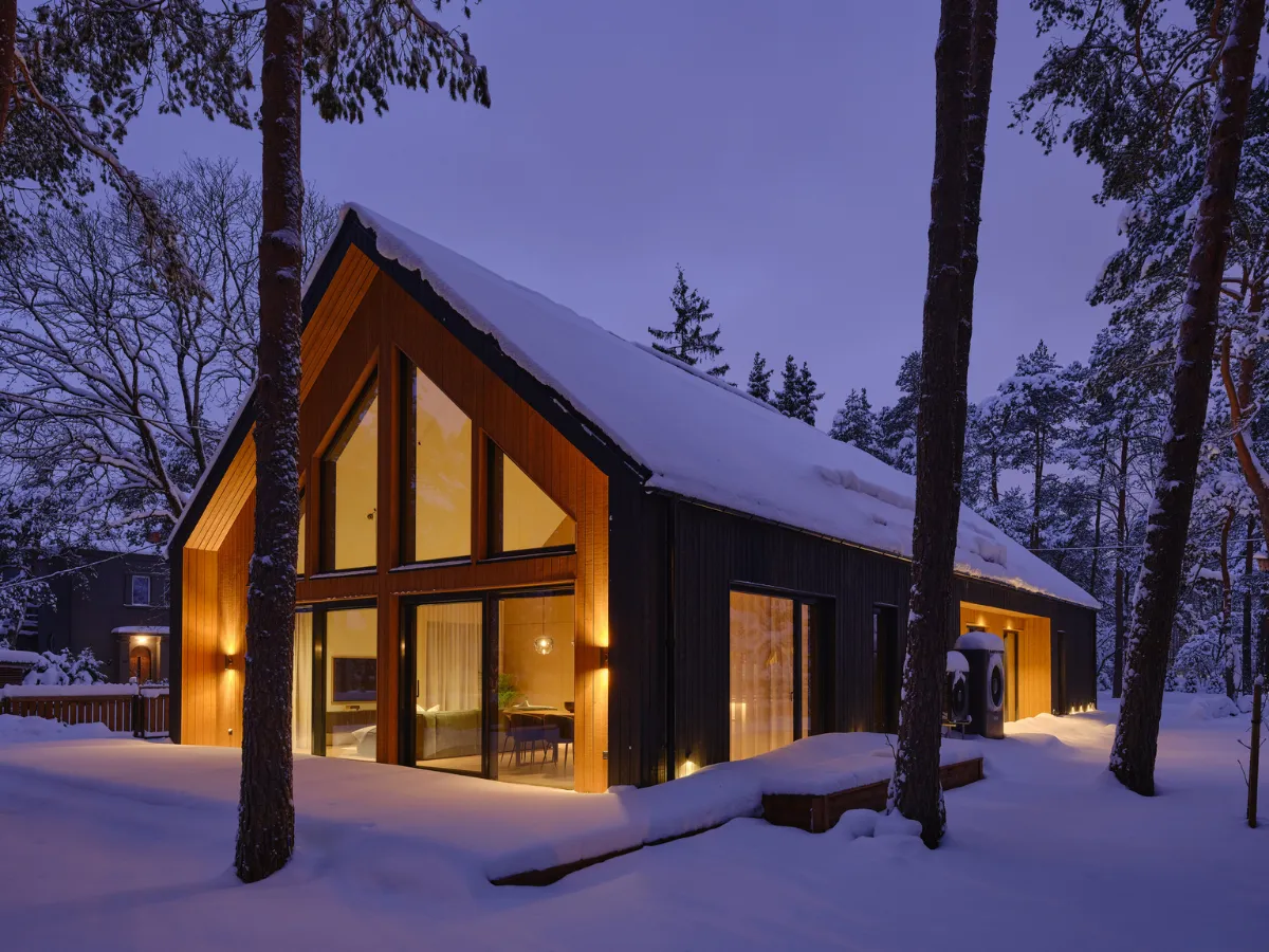 Soome Maja puitmaja, elementmaja eriprojekt Ööbik. Hubane disainmaja.